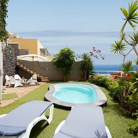 Holiday home Duplex Acoran With Pool And Sea View